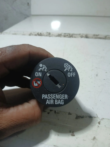 Botao Chave Lateral Painel On/off Passageiro Gm Onix 20 A 24 - Imagem 3