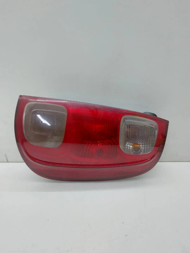 Lanterna Traseira Direita Uno Vivace 2011 A 2016 Direito/passageiro Vermelho - Imagem 2