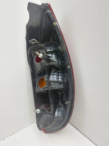 Lanterna Traseira Esquerda Celta 2000 A 2006 Original Gm Esquerdo/motorista Vermelho - Imagem 4