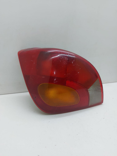 Lanterna Traseira Esquerda Fiesta 1996 A 2002 C/detalhes Esquerdo/motorista Vermelho - Imagem 4