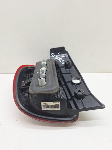 Lanterna Traseir Direita Nissan March 2011 A 2015 Direito/passageiro Vermelho - Imagem 5