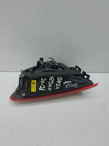 Lanterna Tampa Direita Onix Plus 2020 A 2024 Sem Led Gm Direito/passageiro Vermelho - Imagem 7