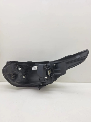 Farol Lado Direito Fiat Strada 2020 A 2023 Sem Led Direito/passageiro - Imagem 8