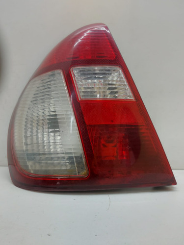 Lente Traseira Esquerda Clio Sedan 2006 A 2012 Vermelho - Imagem 4