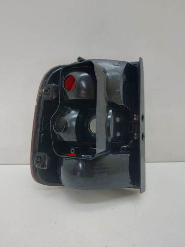 Lente Traseira Direita Saveiro G5 G6 2009 A 2016 Vermelho - Imagem 4