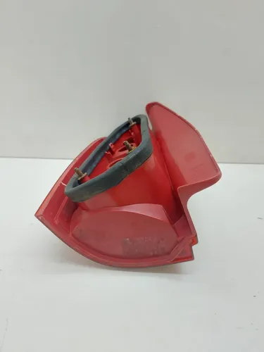 Lente Traseira Direita Fiat Palio Weekend 2001 A 2004 Vermelho - Imagem 8