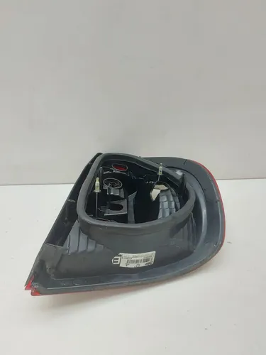 Lente Traseira Esquerda Clio Sedan 2006 A 2012 Vermelho - Imagem 8