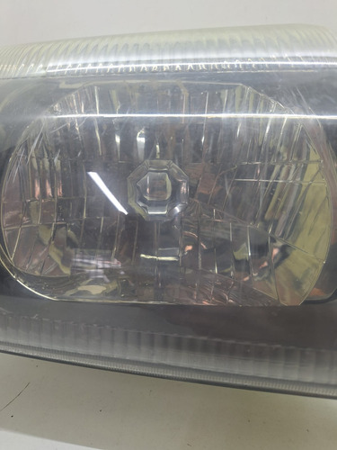 Farol Lado Direito Chevrolet Tracker 2001 2009 Direito/passageiro - Imagem 4