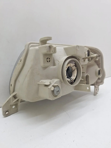 Farol Lado Direito Chevrolet Tracker 2001 2009 Direito/passageiro - Imagem 7