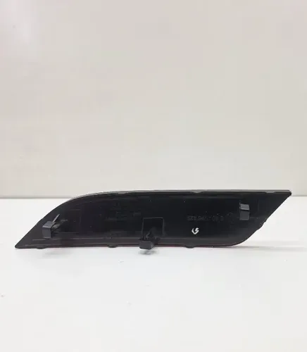 Refletor Olho De Gato Lado Direito Vw Fox 2015 A 2022 Preto - Imagem 4