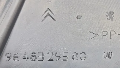 Moldura Tampa Caixa Fusivel Citroen C3 2003 A 2012 - Imagem 8