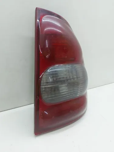 Lente Traseira Direita Corsa Classic Sedan 2000 A 2010 Vermelho - Imagem 3