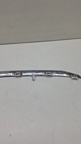 Friso Superior Grade Diant Peugeot 2008 2015 A 2019 Prateado - Imagem 3