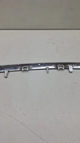 Friso Superior Grade Diant Peugeot 2008 2015 A 2019 Prateado - Imagem 6