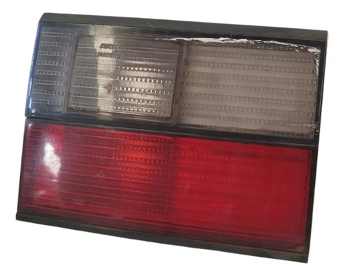 Lanterna Traseira Santana Fume Direito 91/97 Vermelho Direito/passageiro