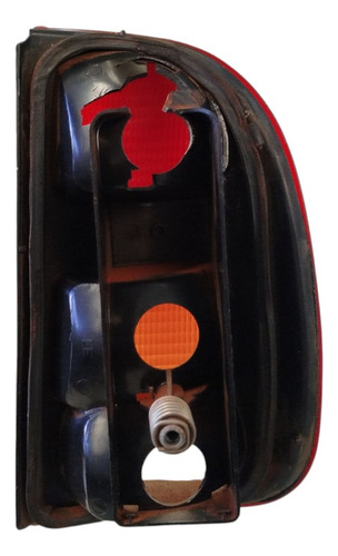 Lanterna Traseira Esquerda Saveiro 01/02 C/ Avaria  Esquerdo/motorista - Imagem 2
