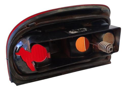 Lanterna Traseira Esquerda Saveiro 01/02 C/ Avaria  Esquerdo/motorista - Imagem 4