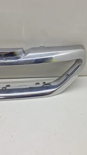 Moldura Cromada Parachoque Dianteiro Peugeot 2008 1423 Cx42 Prateado Brilhante