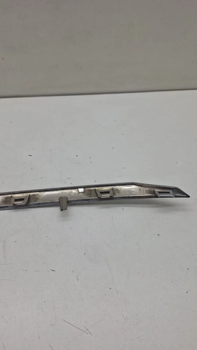 Friso Inferior Grade Dianteira Peugeot 2008 2015 A 2019 Prateado - Imagem 7