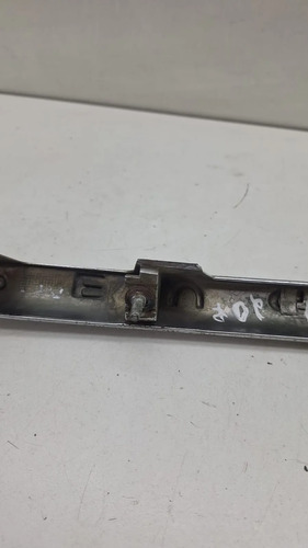 Friso Moldura Tampa Traseira Peugeot 206 207 Hatch 1428 Cx42 - Imagem 7