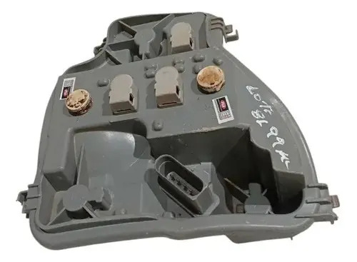 Circuito Lanterna Traseira Direit E Esque Voyage 2009 2011 Ambos Lados Prata - Imagem 3