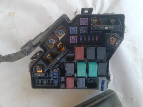 Caixa De Fusiveis Honda Civic 1.8 2008 2011 Original Usada - Imagem 2