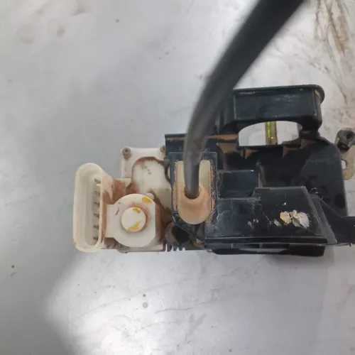 Fechadura Elétrica Dianteira Esquerda Palio 98/99 Usada - Imagem 3