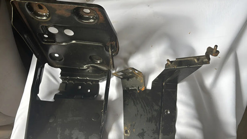 Moldura Base Bateria Bandeja Suporte Strada Looker Usado Preto