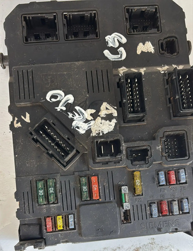 Módulo Bsm Caixa Fusível  Citroen C3 Usada Original - Imagem 2