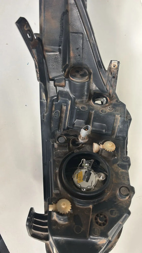 Farol Mascara Negra Onix Activ Prisma 2017 2018 Direito Direito/passageiro - Imagem 7