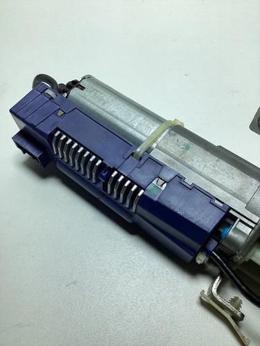 Motor Elétrico Tampa Traseira Dir Passat 2012 3c9827383j - Imagem 3