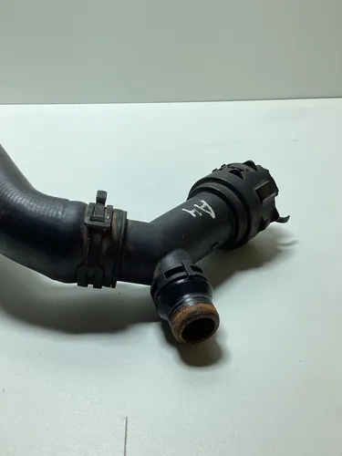 Mangueira Superior Radiador Audi A4 A5 2.0 17 A19 8w0122101b - Imagem 2