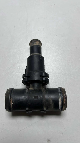 Conexão Flange Agua Audi A3 Tt Jetta Fusca Eos 1k0121087r