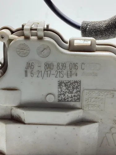 Fechadura Porta Dianteira Direita Audi A4 16 A 19 8x0839016c - Imagem 4