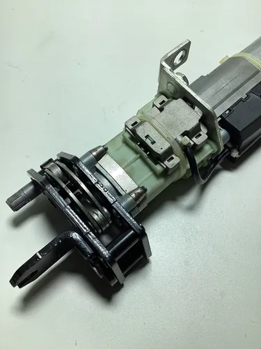 Motor Elétrico Tampa Traseira Esq Passat 2012 3c9827383j - Imagem 2