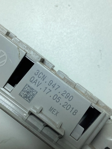 Luz Teto Cortesia Jetta 1.4 Tsi 2018 A 2020 3cn947290 - Imagem 4