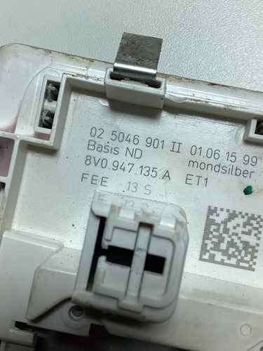 Luz Cortesia Teto Audi A3 Q3 2013 A 2019 8w0947135d - Imagem 5