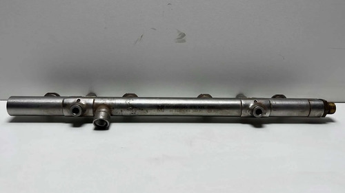 Flauta Bico Injetor Jetta Novo Fusca Golf 06k133317h + - Imagem 1