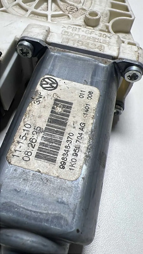 Motor Vidro Traseira Direita Jetta 2.0 Tsi 2012 1k0959704ag - Imagem 4