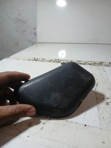Tampa Interna Lanterna Trase Esquerda Toyota Corolla 03 A 08 Preto