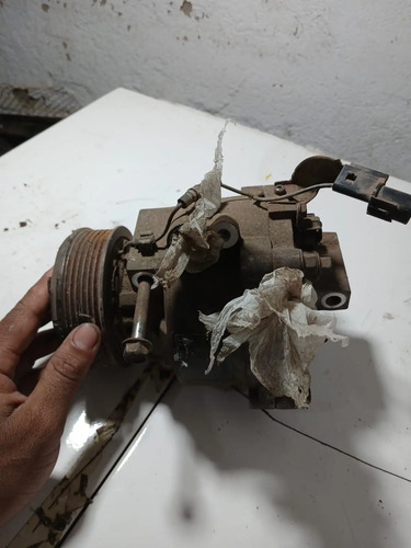 Compressor Ar Condicionado Mitsubishi Outlander 2.0 16v 2015 - Imagem 3