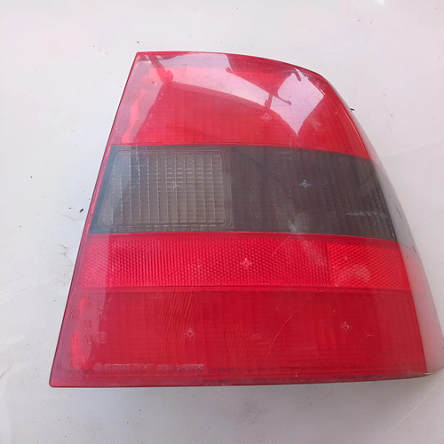 Lanterna Traseira Vectra 1997 1998 1999 Lado Esquerdo Esquerdo/motorista Vermelho