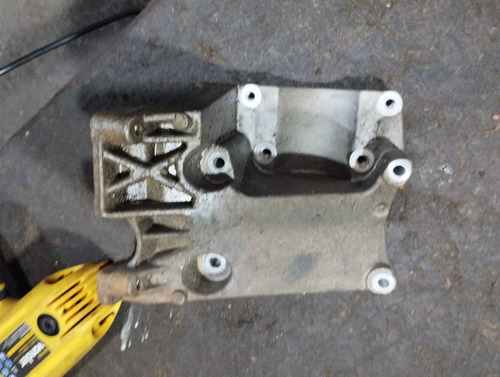 Suporte Compressor Ar Condicionado Ford Focus 1.6 2011