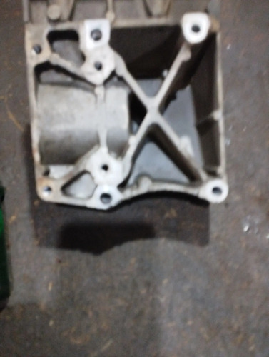 Suporte Compressor Ar Condicionado Ford Focus 1.6 2011 - Imagem 4