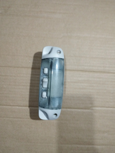 Luz De Cortesia Ford Focus 2011