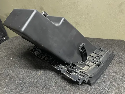 Porta Luvas Nissan Tiida - Imagem 5