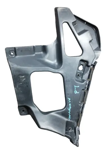 Guia Para-choque Td Renault Megane 2009