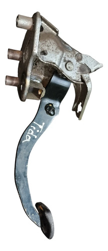 Pedal Embreagem Nissan Tiida 1.8