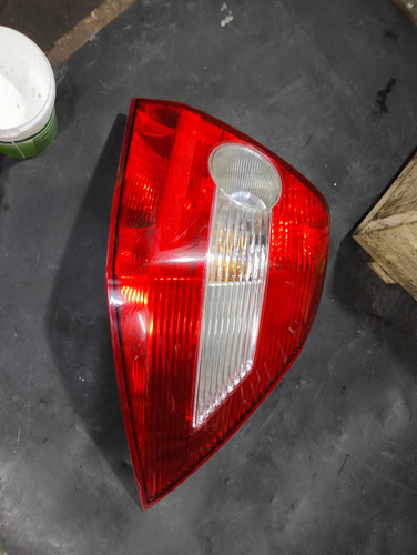 Lanterna Traseira Ld Renault Megane Sedã Direito/passageiro Vermelho - Imagem 2