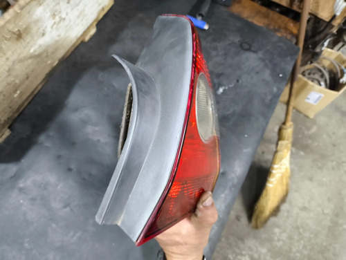 Lanterna Traseira Ld Renault Megane Sedã Direito/passageiro Vermelho - Imagem 5